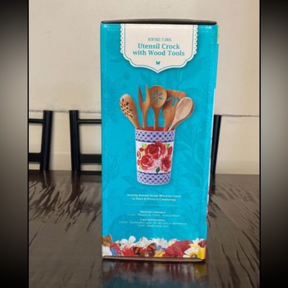 The Pioneer Woman 6-Piece Utensil Crock with Wood Tools - Picture 3 of 10